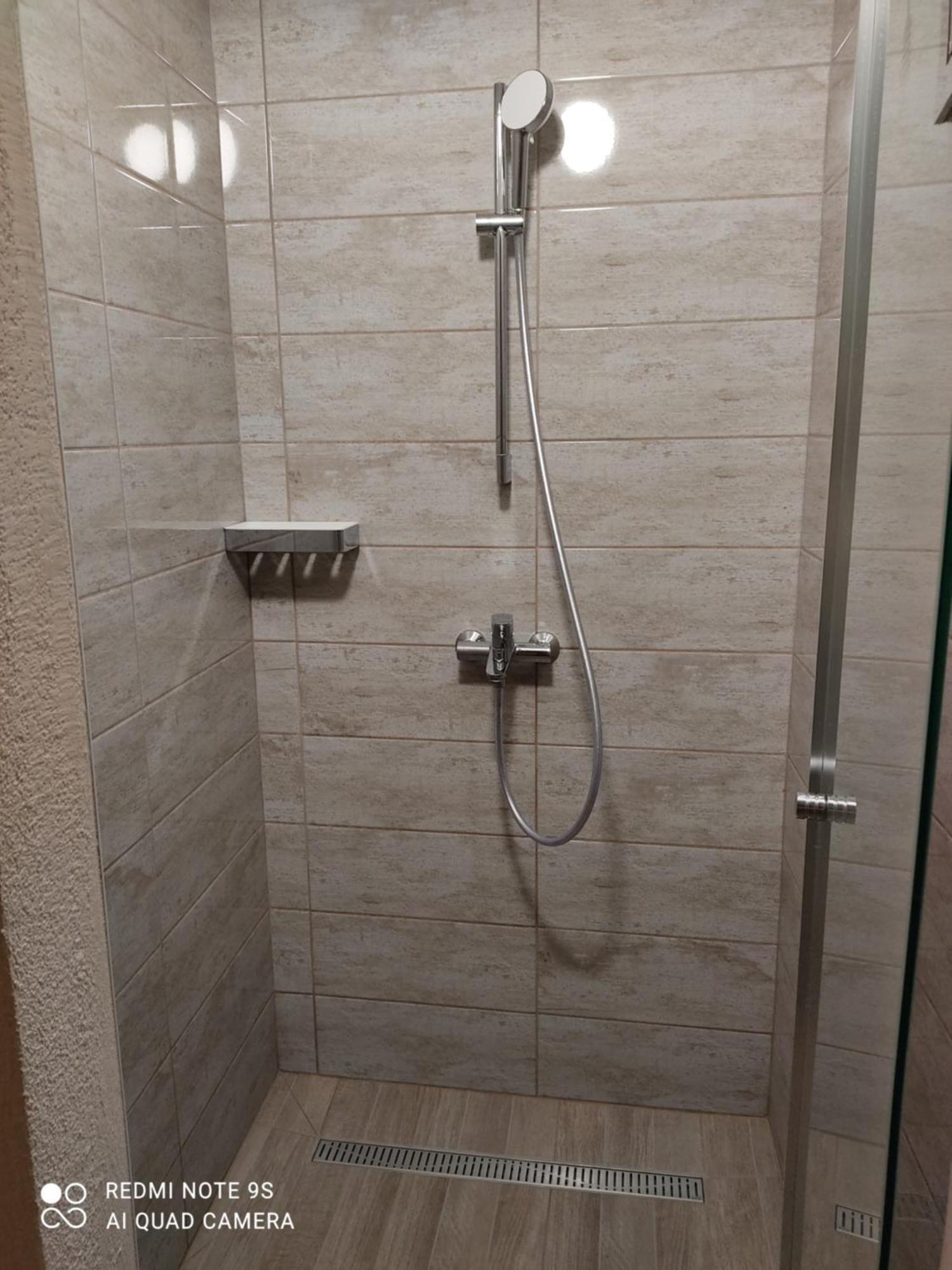 Hacienda Bled Rooms Экстерьер фото